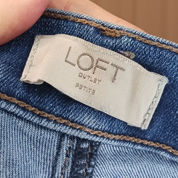 3/$18 - Loft Blue Modern Skinny Jeans Size 4 Petite - Picture 6 of 7